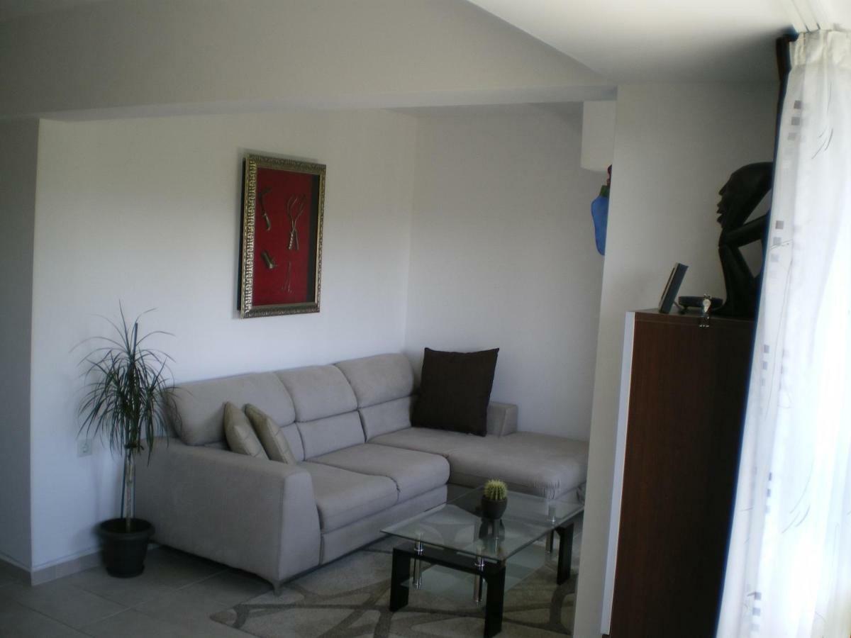 Park View Apartment Plovdiv With Parking Extérieur photo
